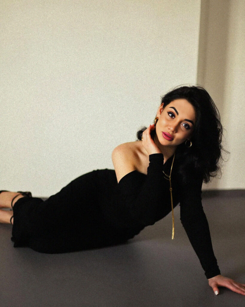 Yasmin 2