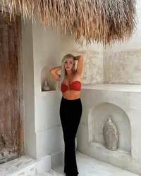 Valeria 1