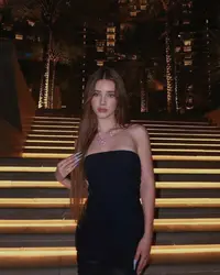 Olivia 6