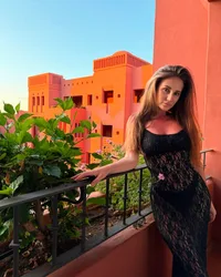 Caroline 4