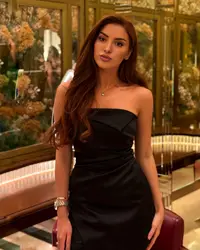 Alina 6