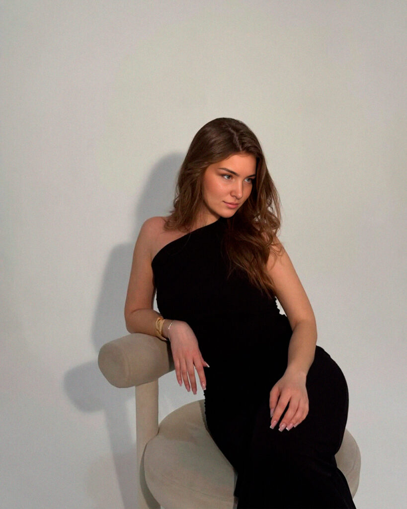 Taisiya - DubaiCats Girl