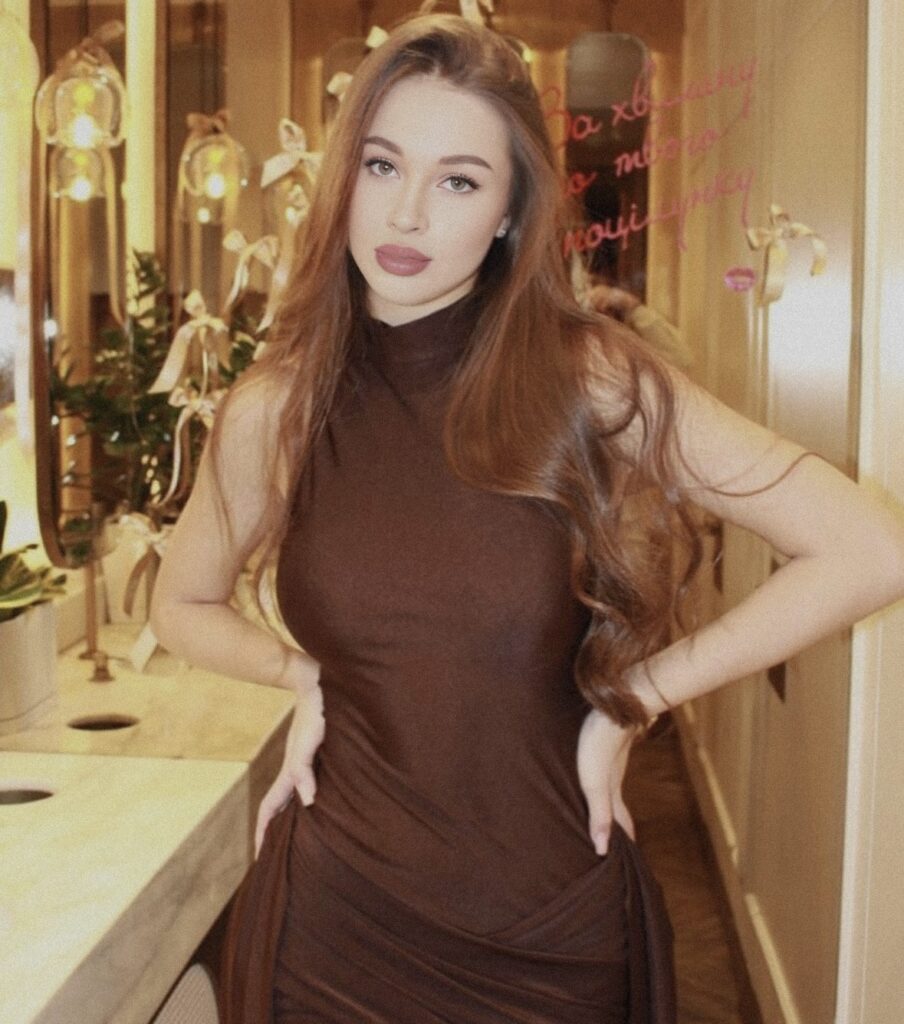 Snezhana  - DubaiCats Girl