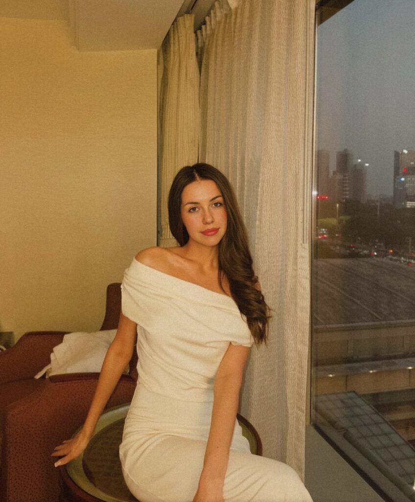 Violetta  - DubaiCats Girl