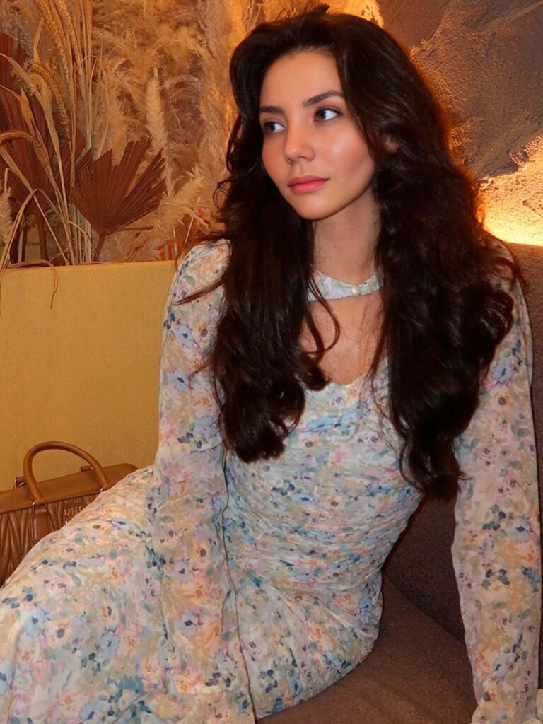 Elena  - DubaiCats Girl