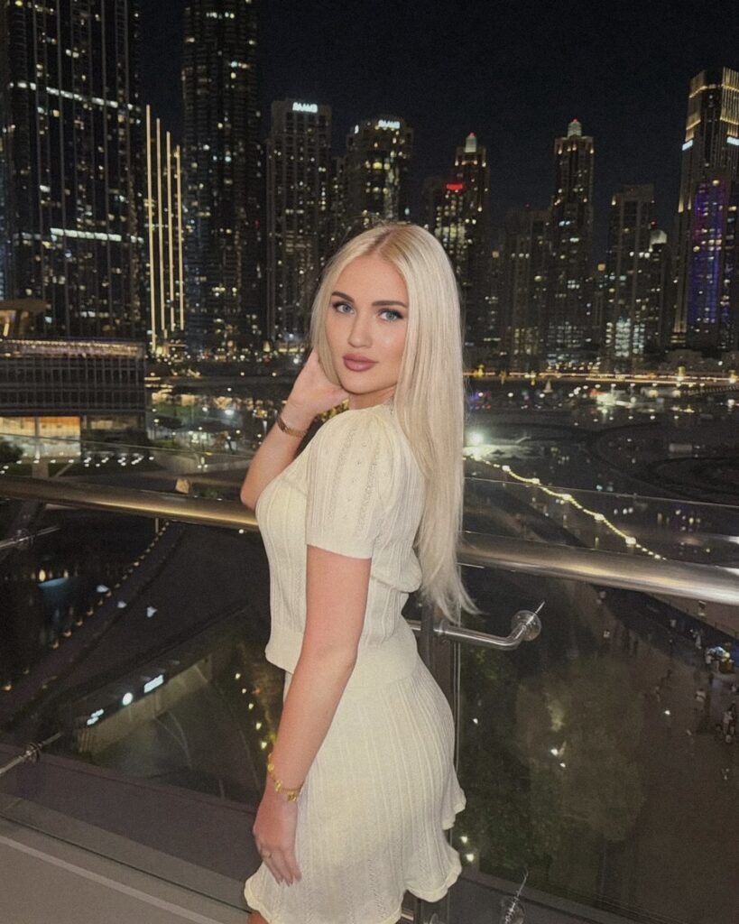 Carina - DubaiCats Girl