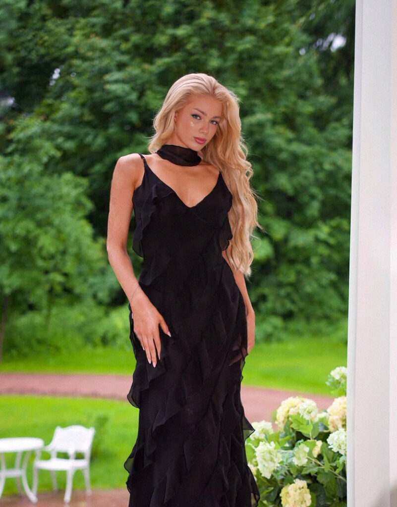 Selena - DubaiCats Girl