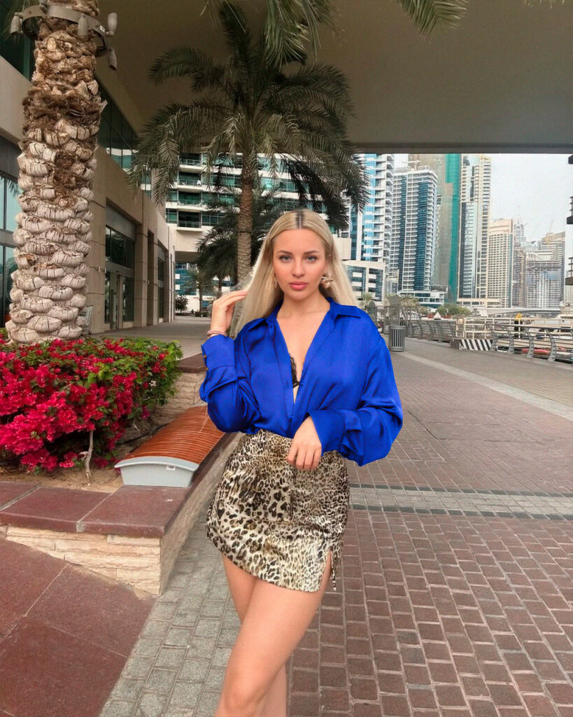 Clara - DubaiCats Girl