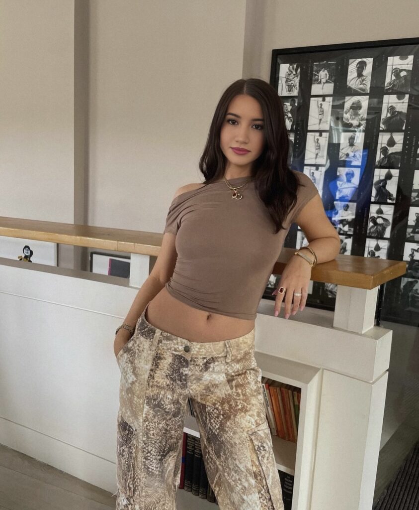 Scarlett - DubaiCats Girl