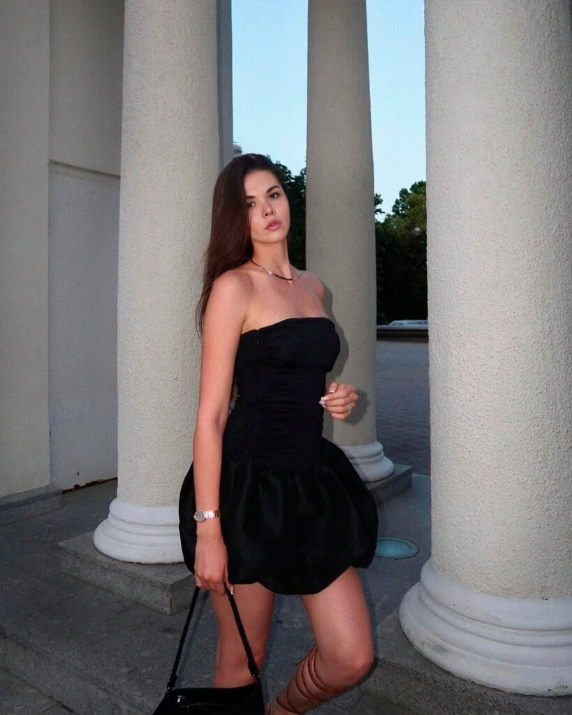 Ava - DubaiCats Girl