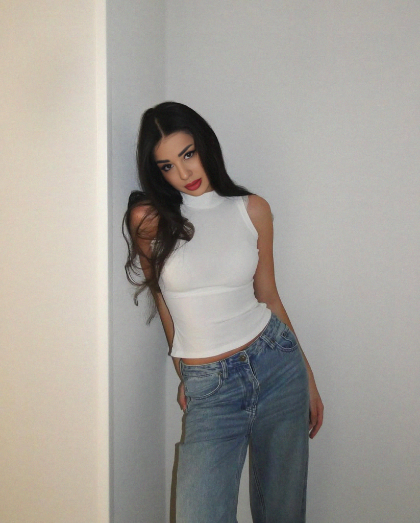 Natalie - DubaiCats Girl