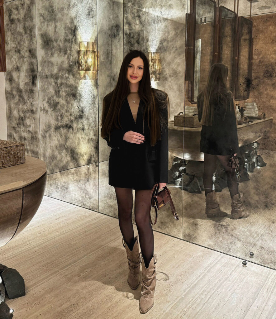Nicole - DubaiCats Girl