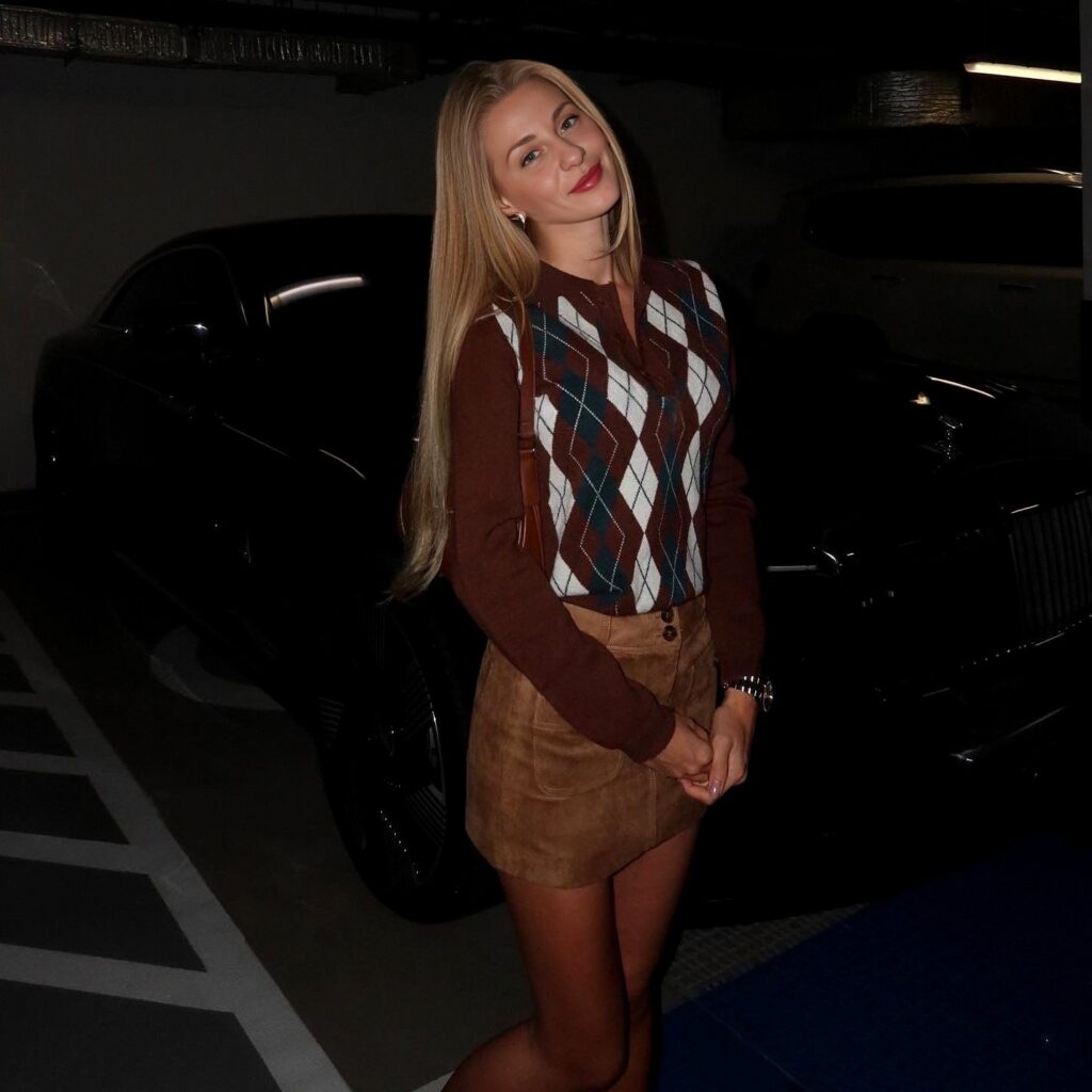 Irina - DubaiCats Girl