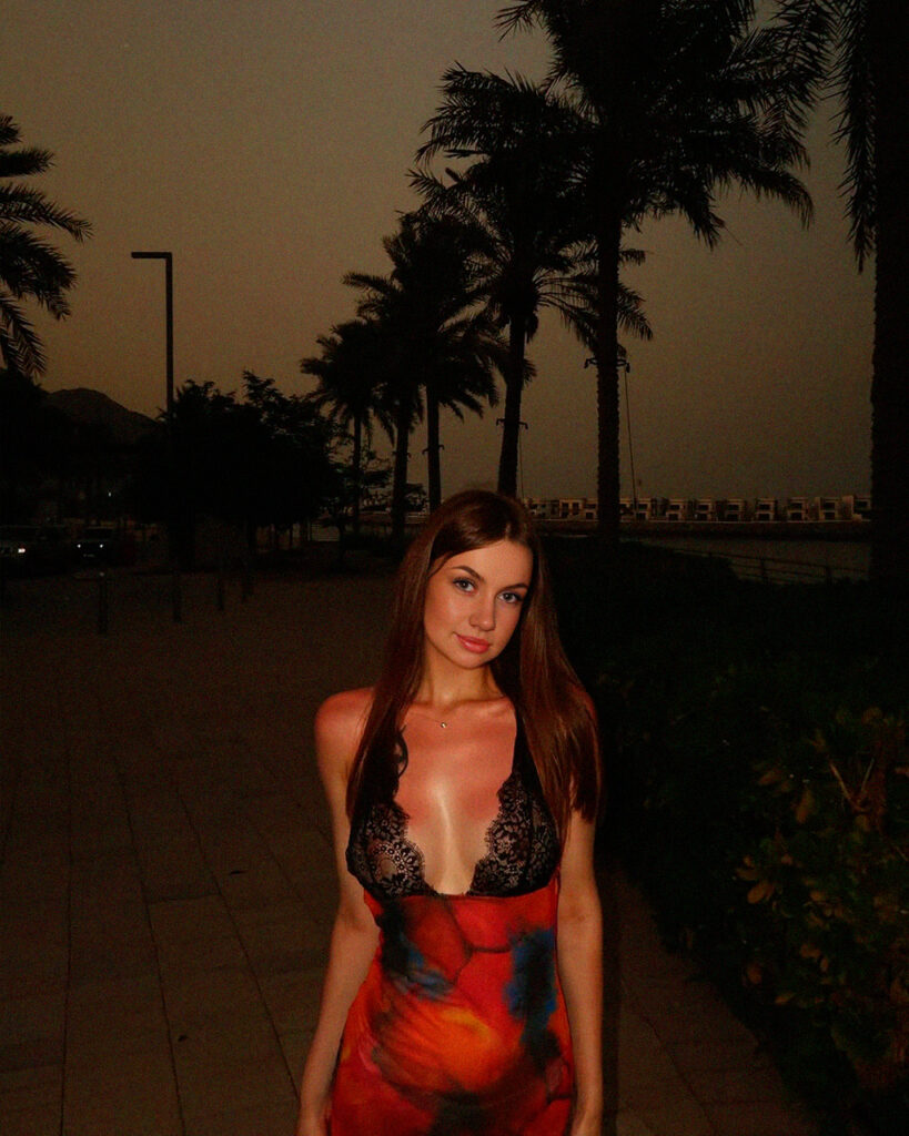 Alexandra - DubaiCats Girl