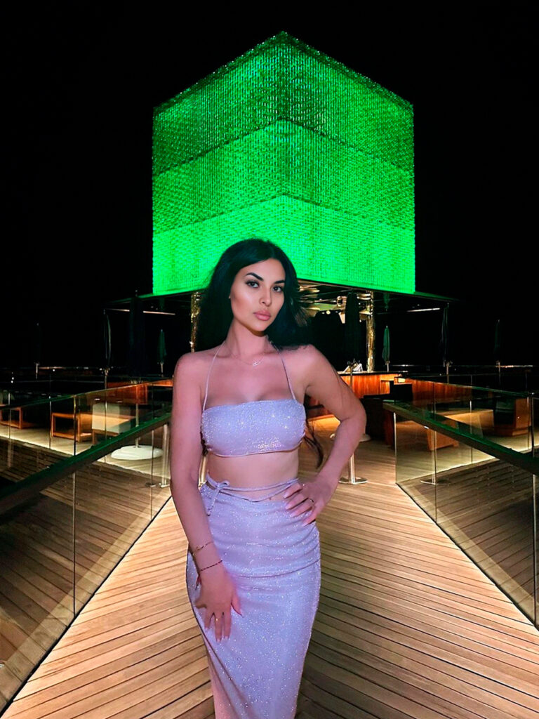Elyzza - DubaiCats Girl