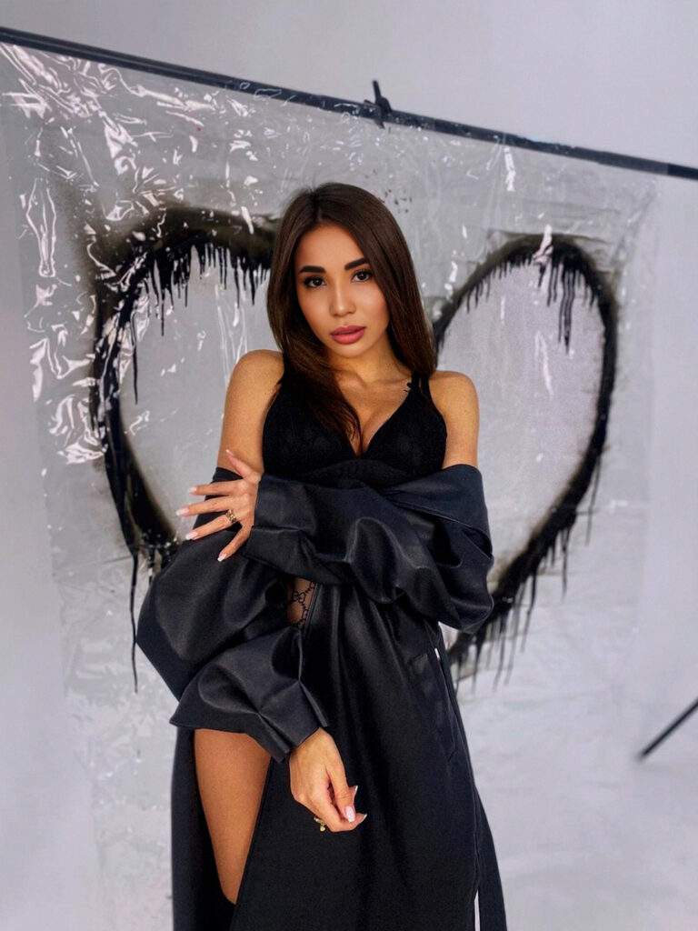 Laquela - DubaiCats Girl