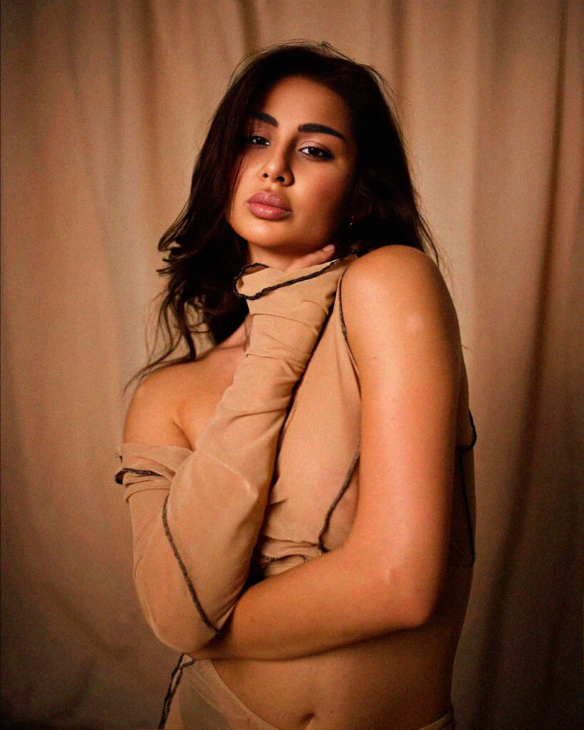 Evelina - DubaiCats Girl