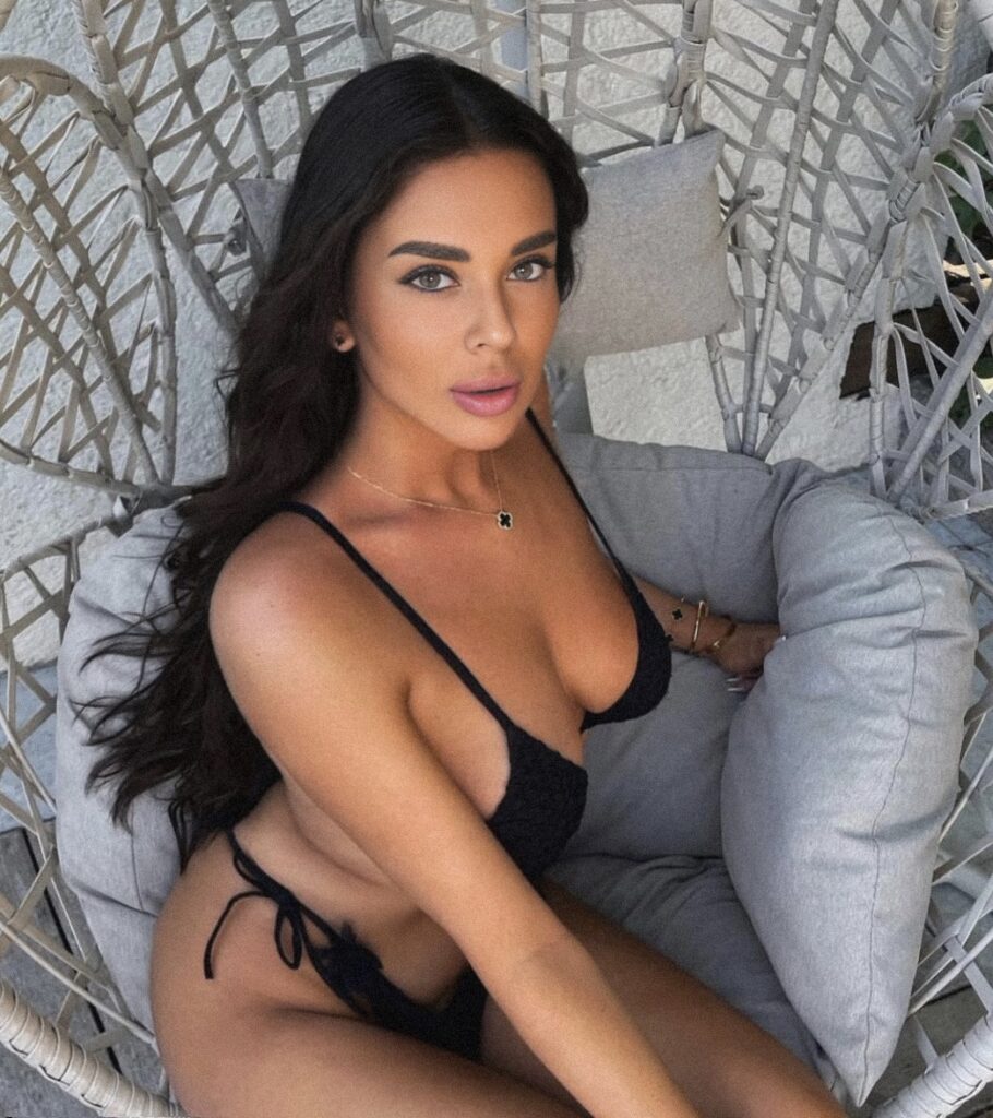 Marta - DubaiCats Girl