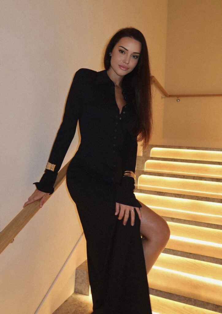 Lana - DubaiCats Girl
