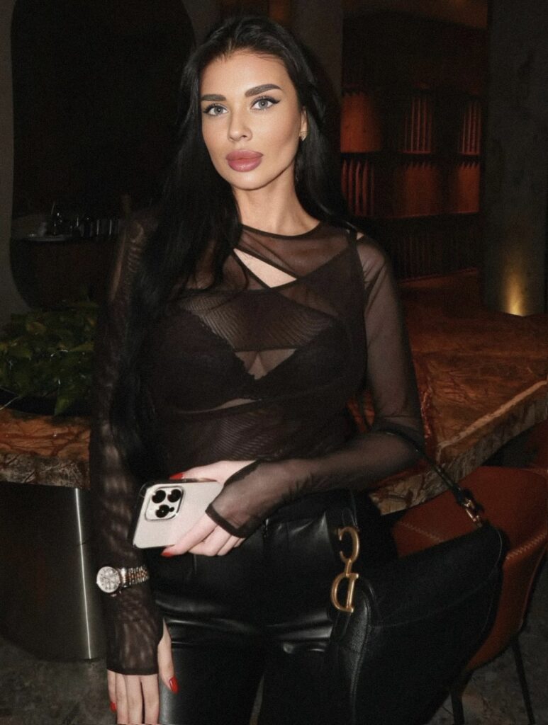 Marta - DubaiCats Girl