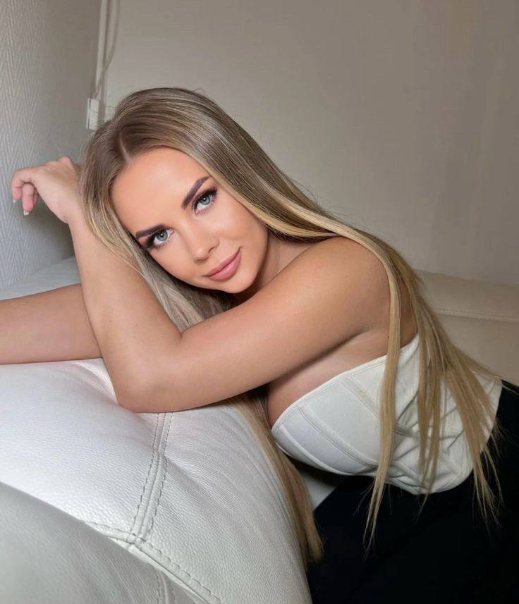 Yavienne - DubaiCats Girl