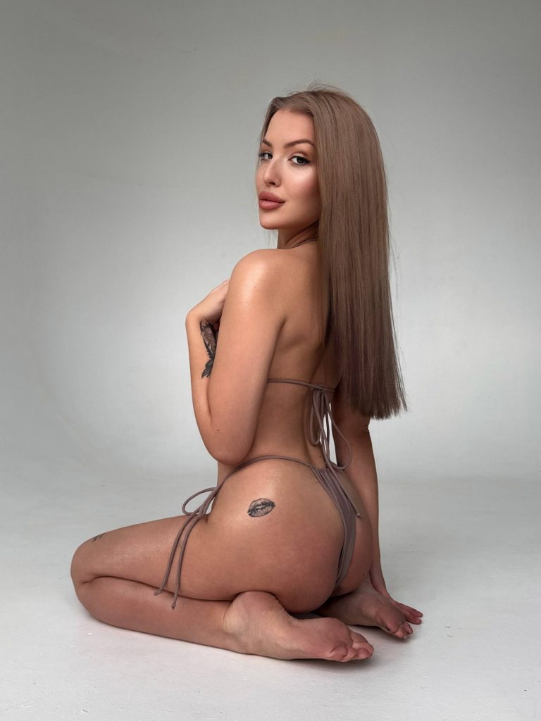 Orwiya - DubaiCats Girl